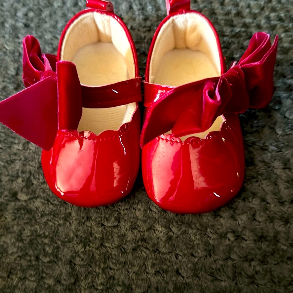 Baby girl red Christmas shoes